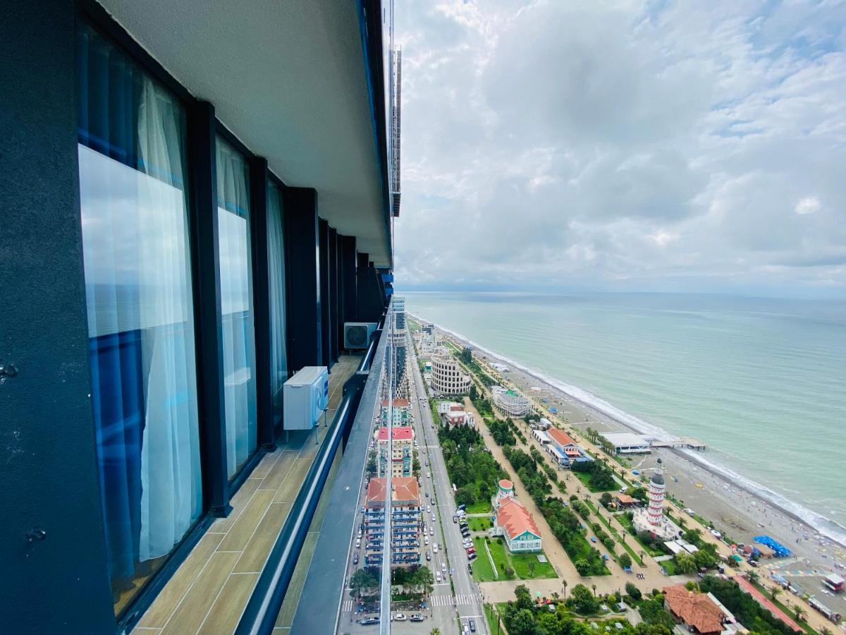 Seaside Vip40 Hotel Batumi Exterior photo